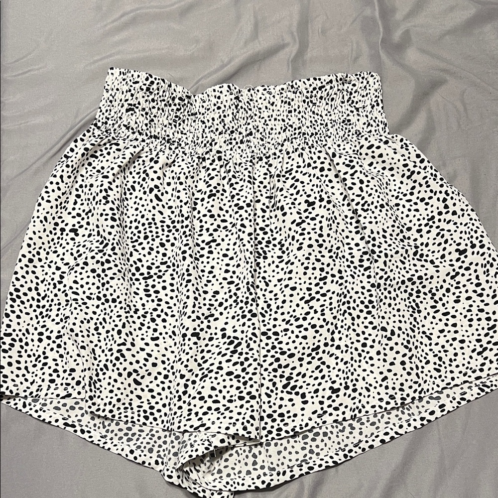 SHEIN High Waist Black and White Patterned Shorts